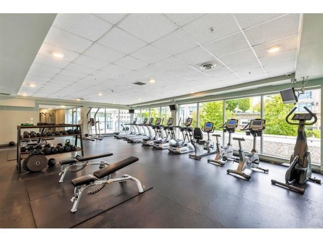 2201 939 Expo Boulevard