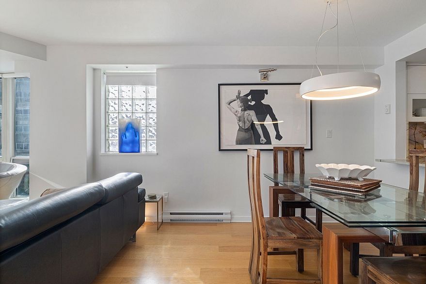 303 1501 Howe Street