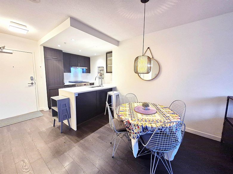 1057 5515 Boundary Road