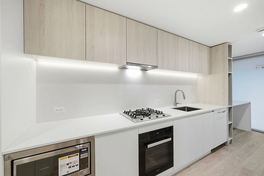 311 2803 W 4th Avenue