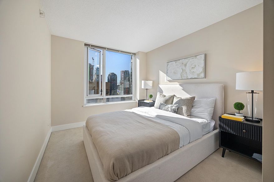 1801 1088 Richards Street