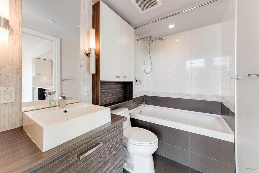 602 1783 Manitoba Street