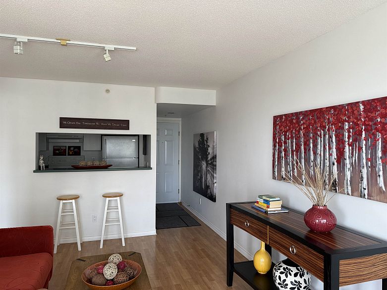 1203 5189 Gaston Street