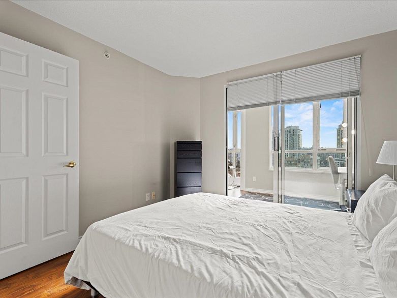 1607 1188 Richards Street