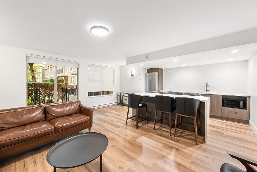 1203 969 Richards Street