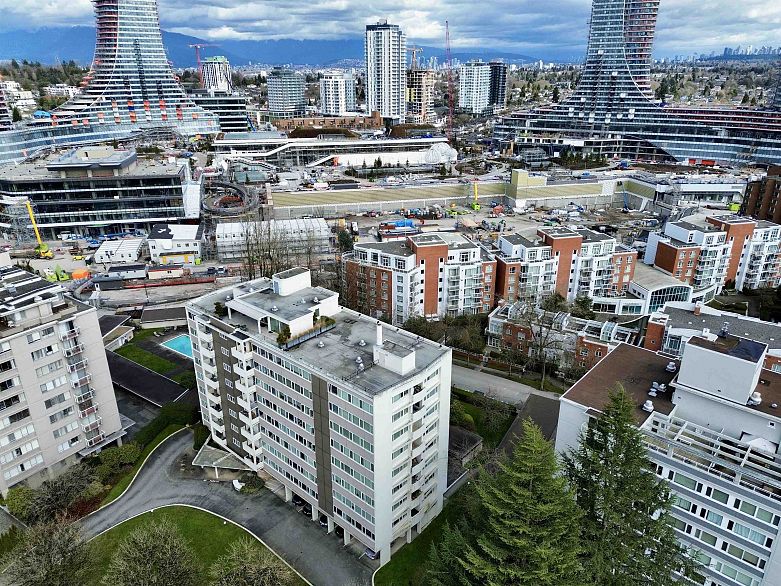 204 6026 Tisdall Street