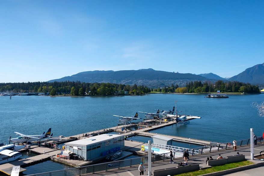 4205 1151 W Georgia Street