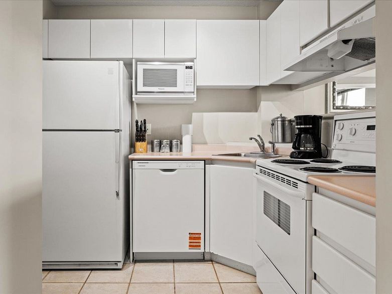 1607 1188 Richards Street