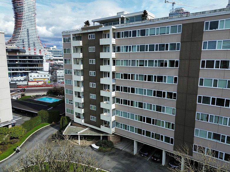 204 6026 Tisdall Street