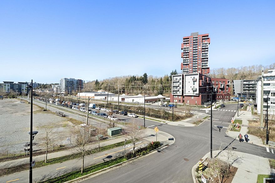 313 3430 E Kent Avenue South Avenue