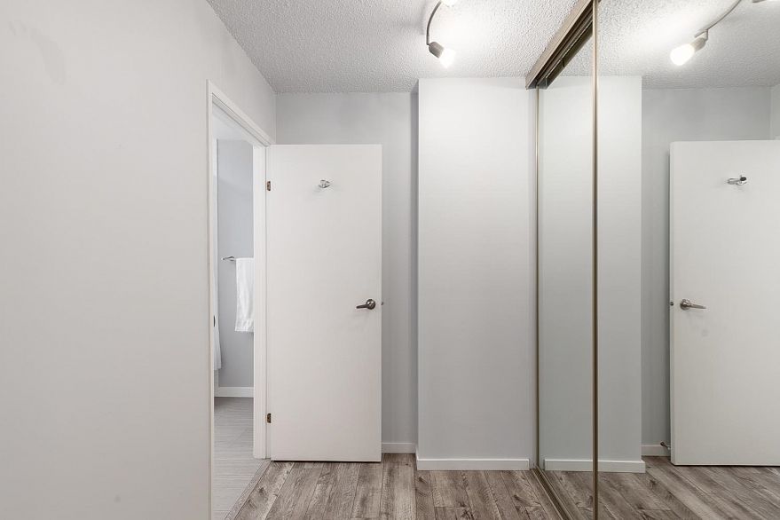 306 1775 W 10th Avenue