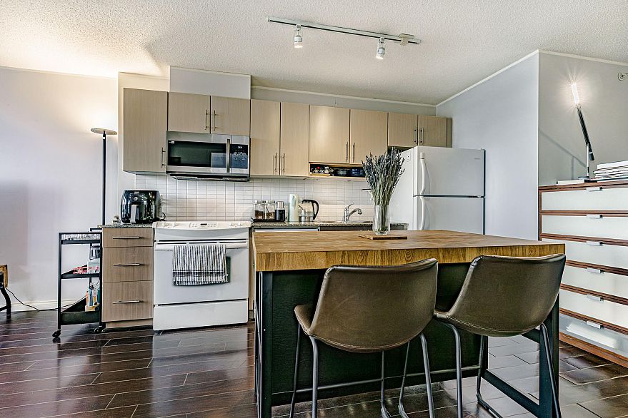 1201 550 Taylor Street