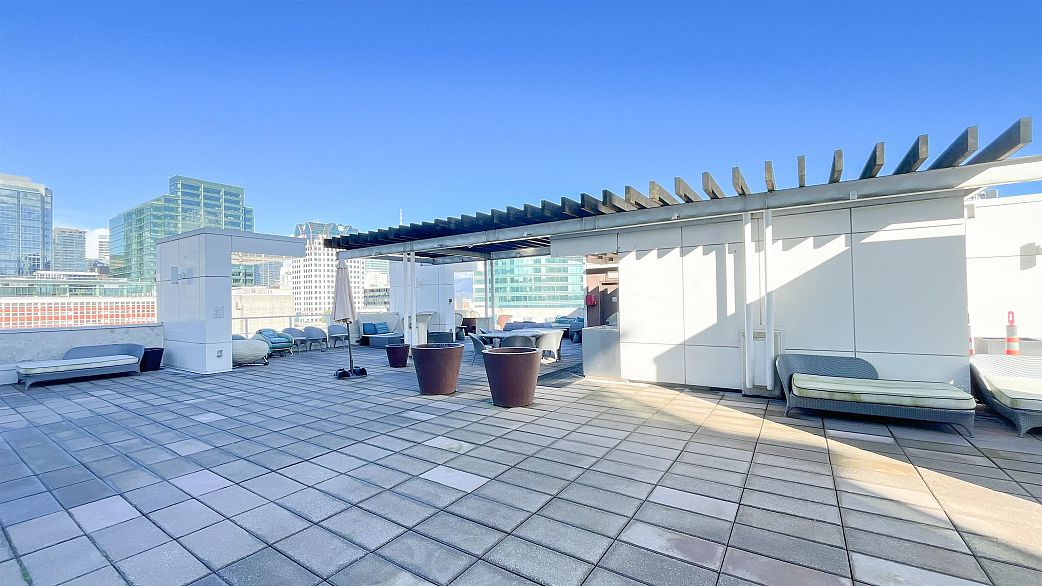 905 161 W Georgia Street