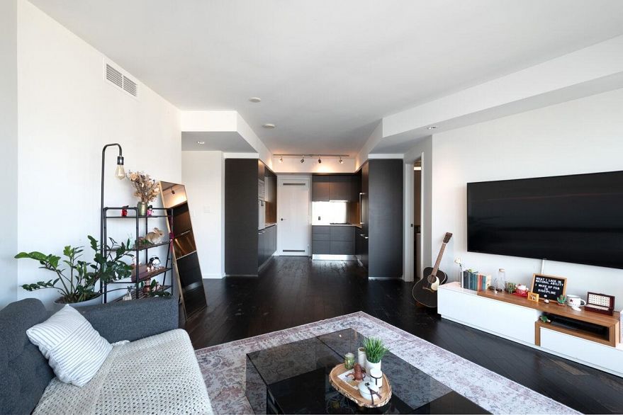 4205 1151 W Georgia Street