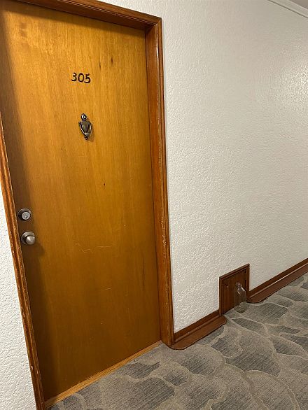 305 3530 Cambie Street