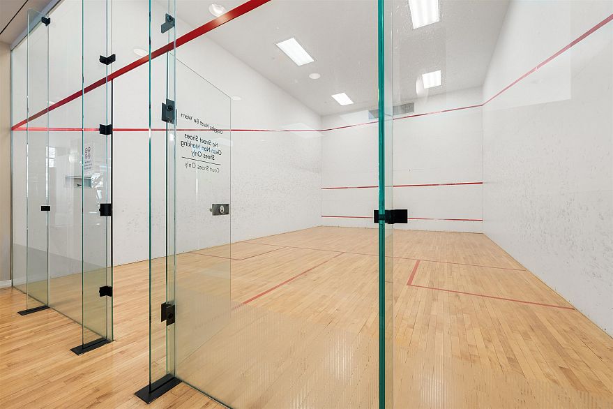 808 1495 Richards Street