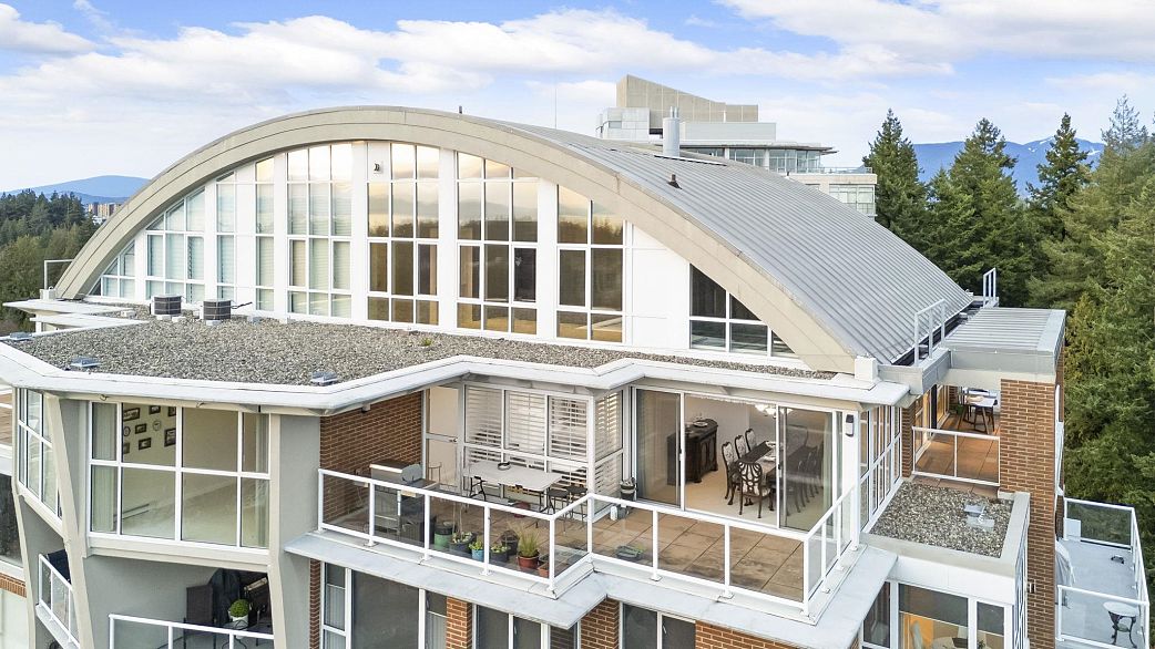 1700 5615 Hampton Place