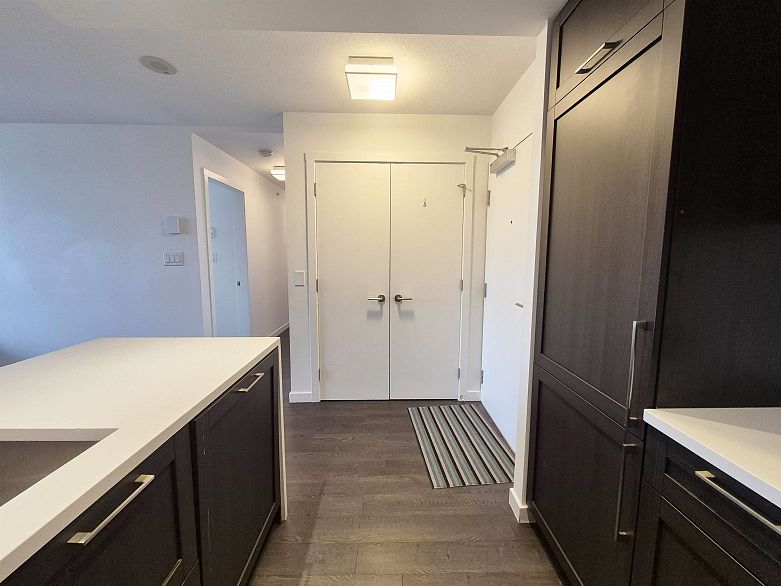 1057 5515 Boundary Road