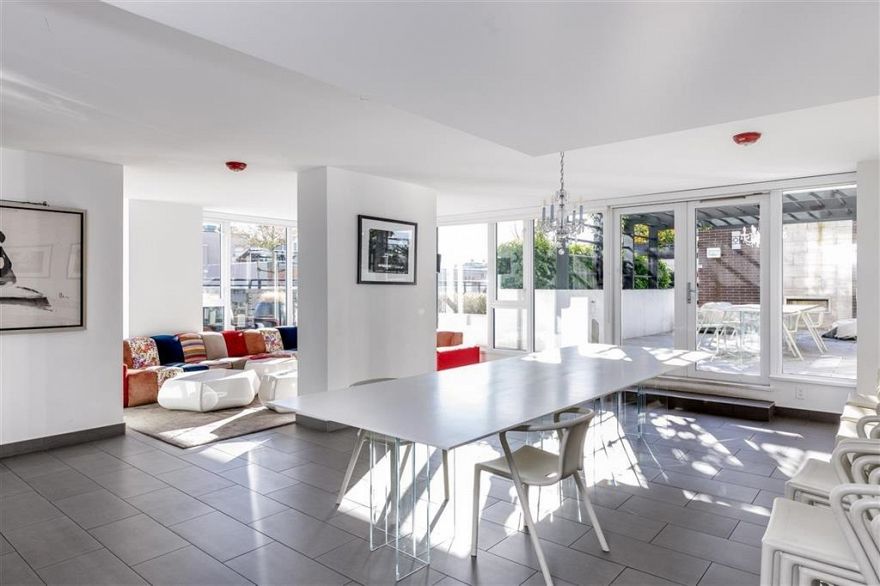 1207 188 Keefer Street