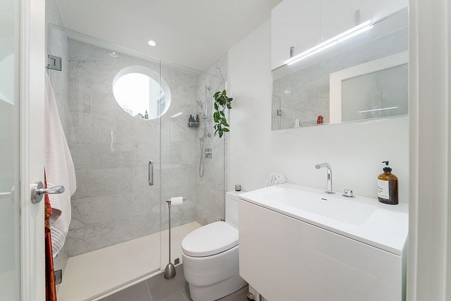 1506 1005 Beach Avenue