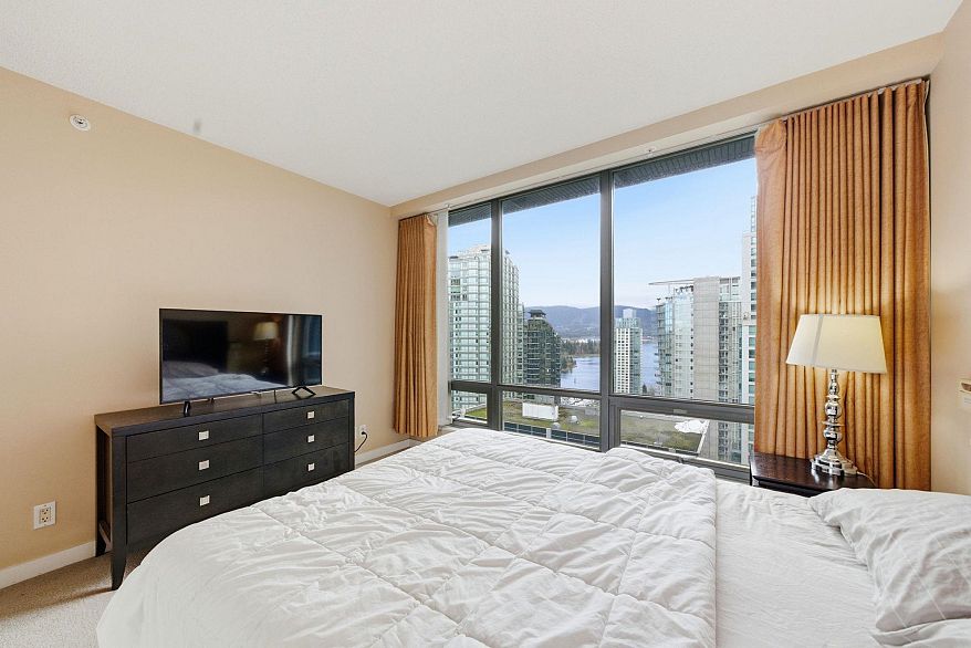 1903 1288 W Georgia Street