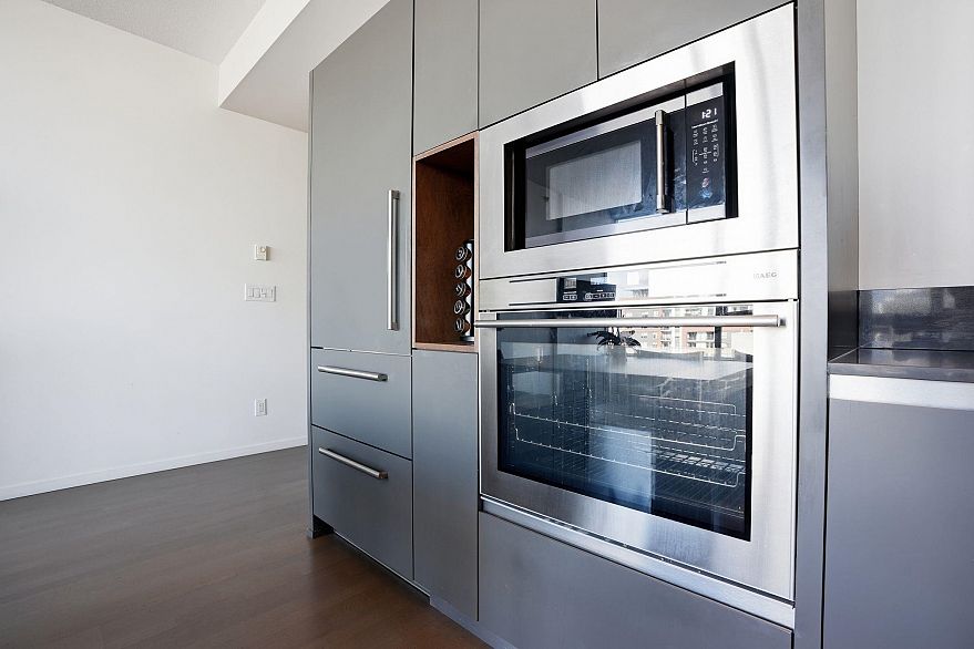 309 133 E 8th Avenue