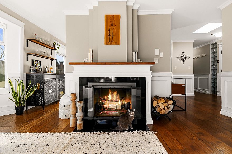 401 1925 W 2nd Avenue