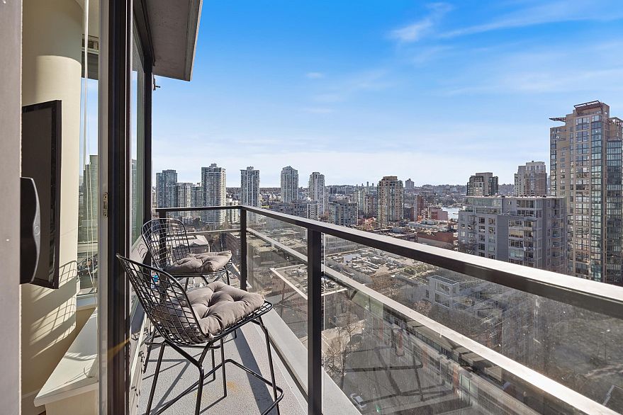 1801 1088 Richards Street