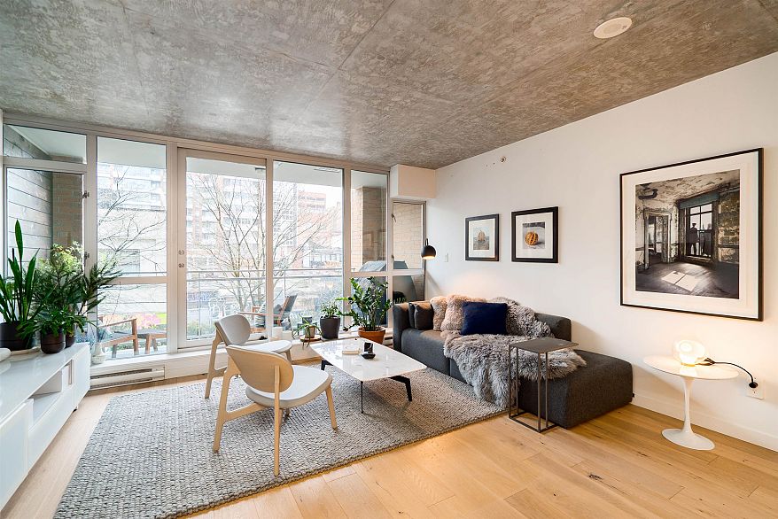 314 221 Union Street