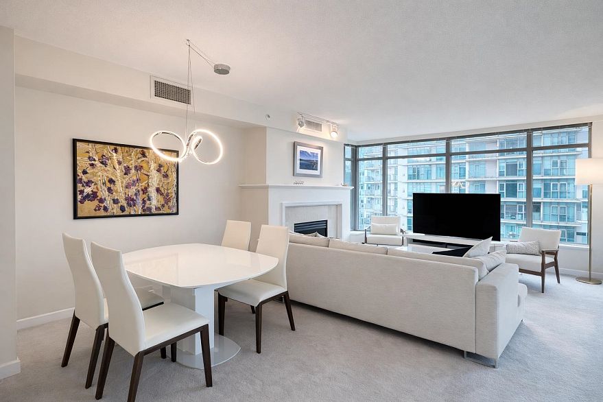 1204 1710 Bayshore Drive