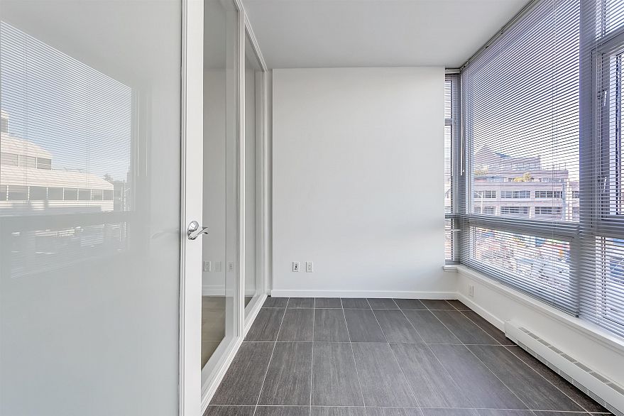 308 2528 Maple Street