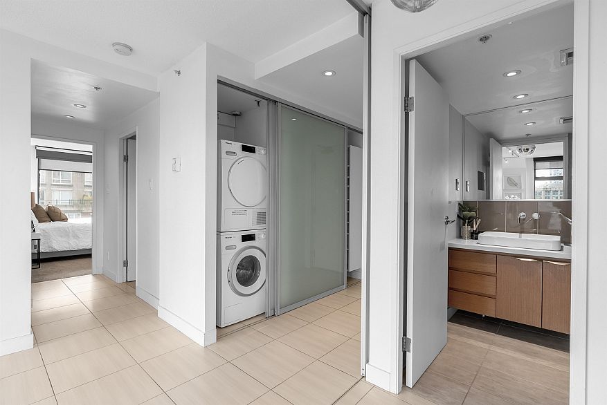 1001 1155 Homer Street