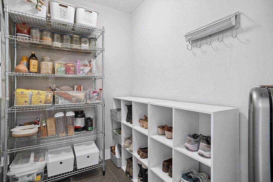 203 298 E 11th Avenue