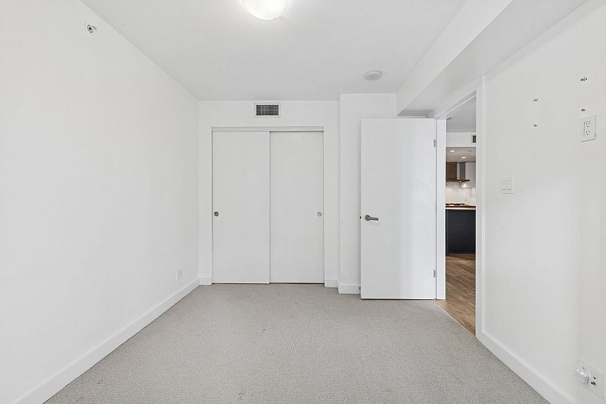 816 1618 Quebec Street