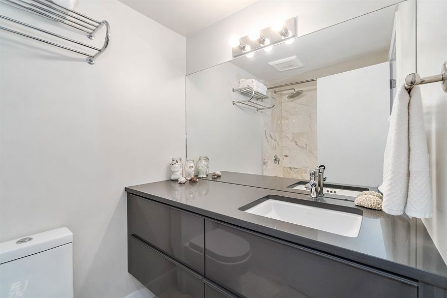 104 2910 Ontario Street