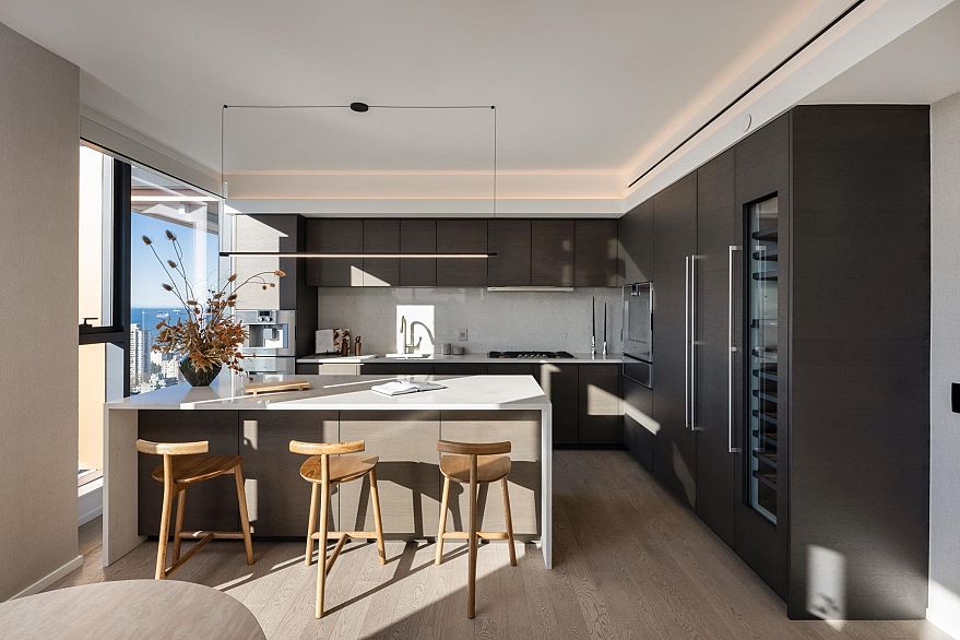 3102 1482 Robson Street