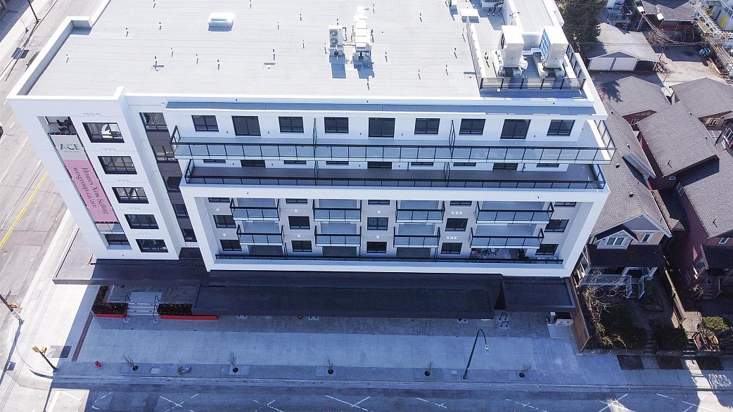 204 1680 E 12th Avenue