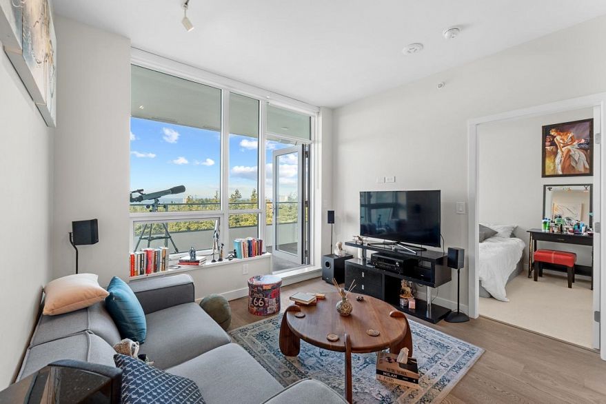 1902 5608 Berton Avenue