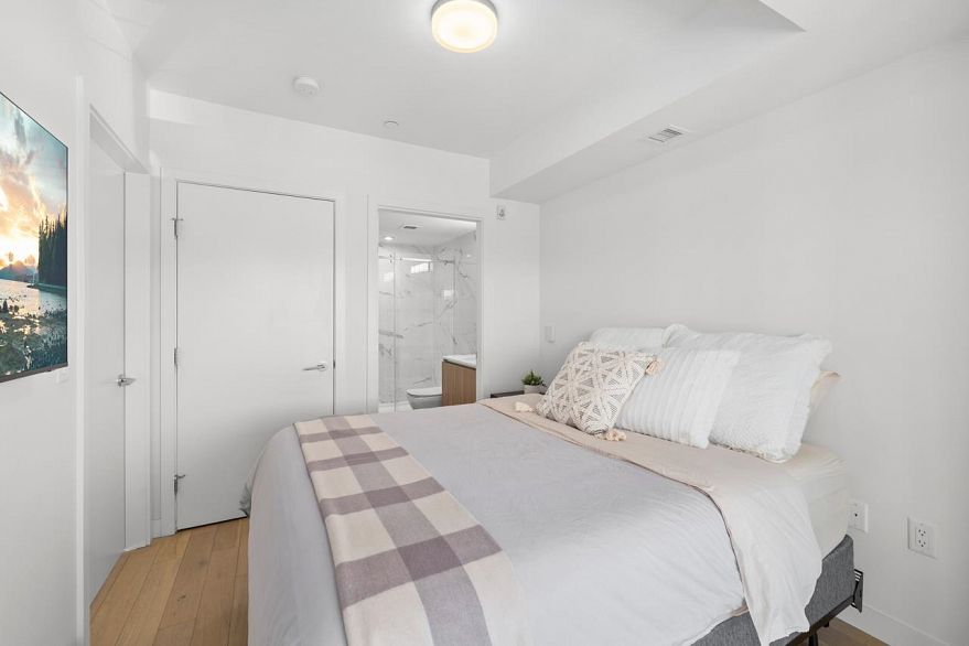 306 209 E 20th Avenue