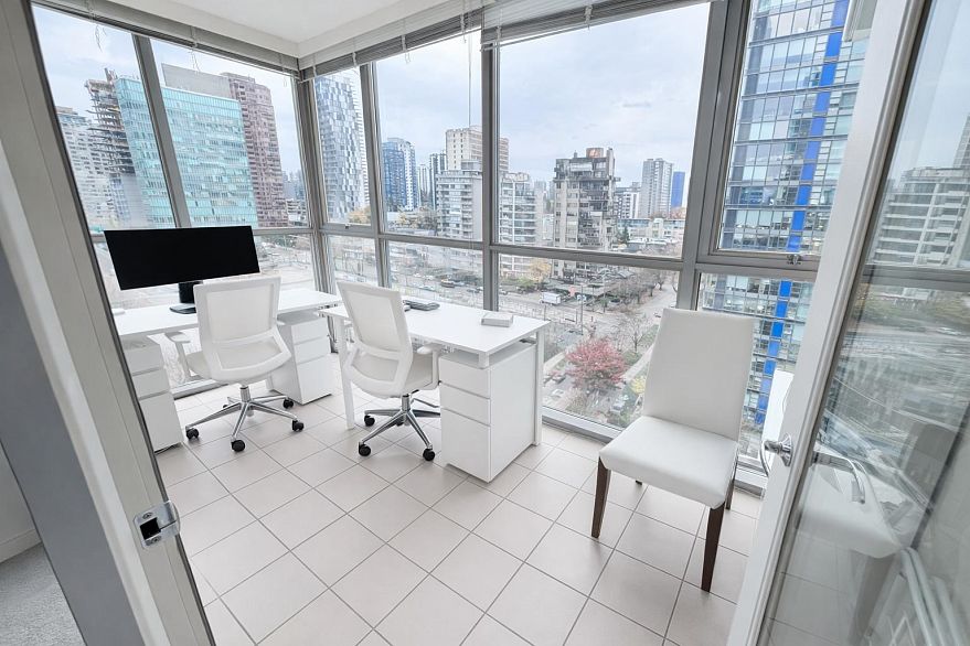 1204 1710 Bayshore Drive