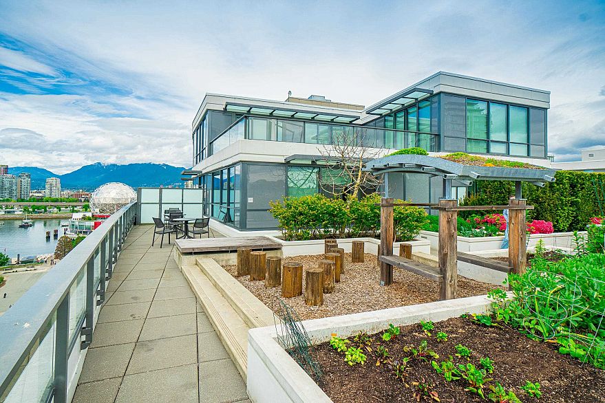 1106 1688 Pullman Porter Street