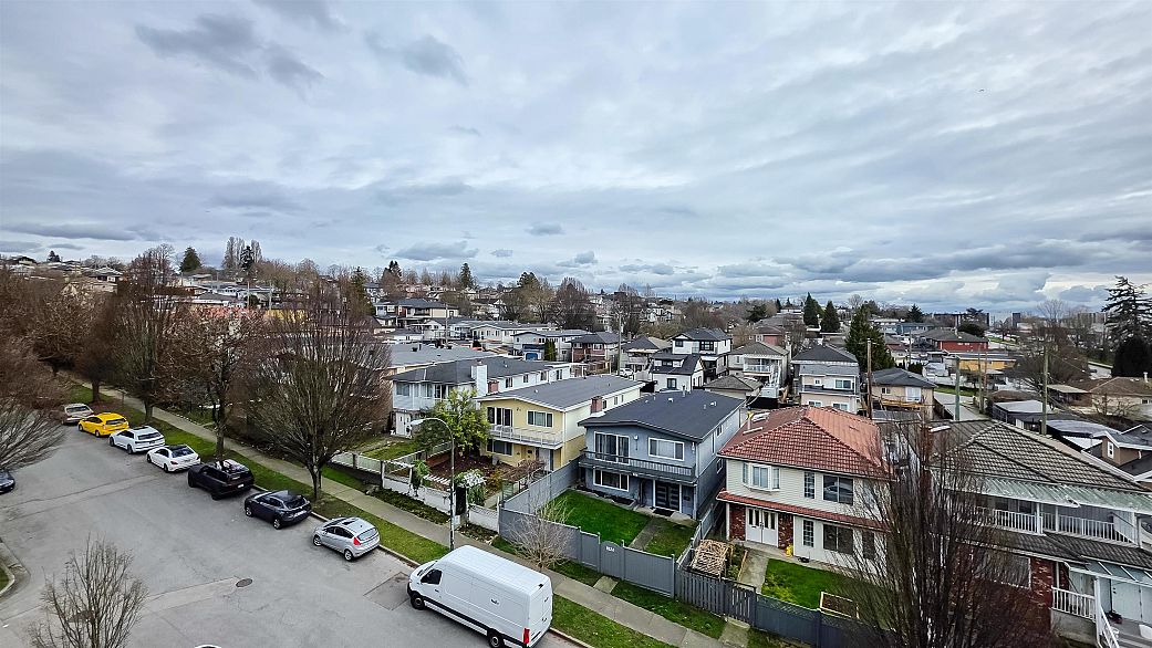 506 8121 Chester Street