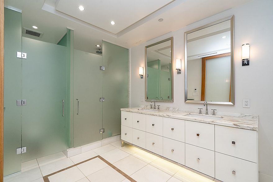 1803 667 Howe Street