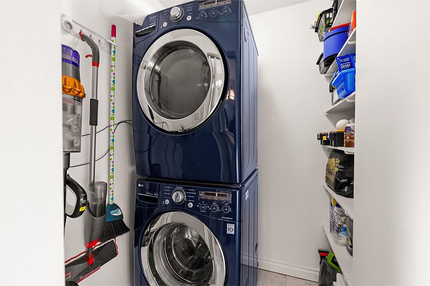 401 1925 W 2nd Avenue