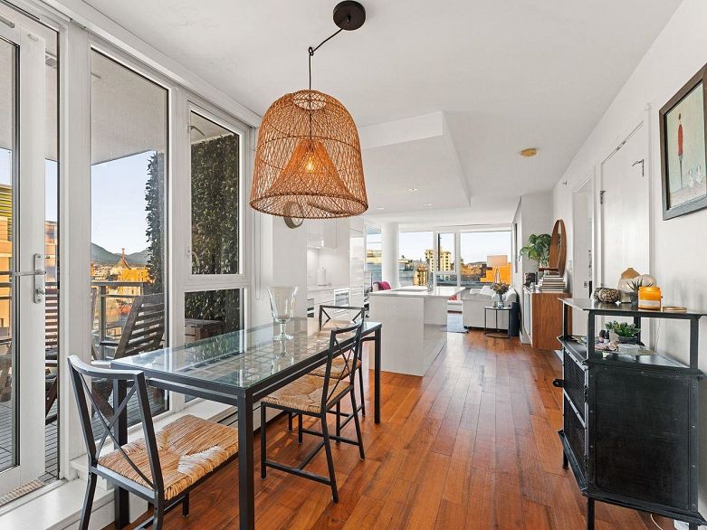 1207 188 Keefer Street