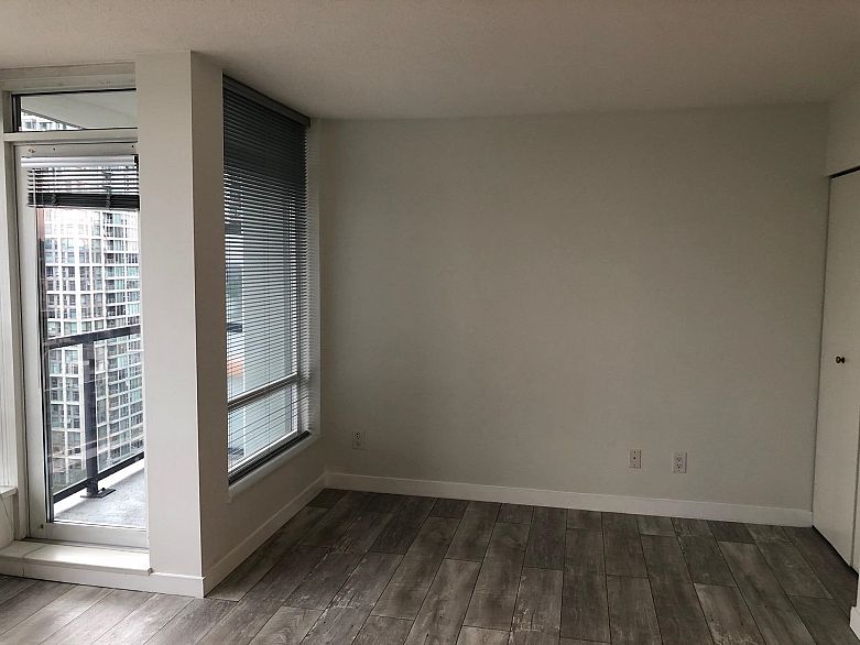 2201 939 Expo Boulevard