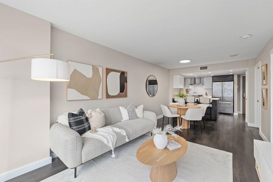 806 1618 Quebec Street