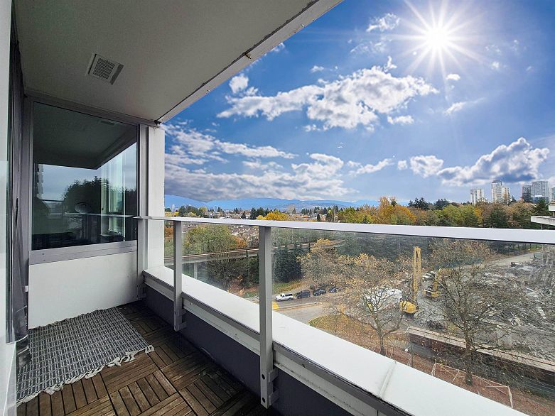 1057 5515 Boundary Road