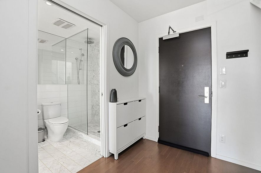 309 133 E 8th Avenue