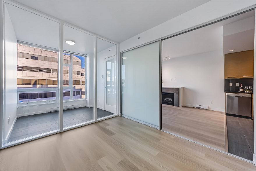 308 2528 Maple Street